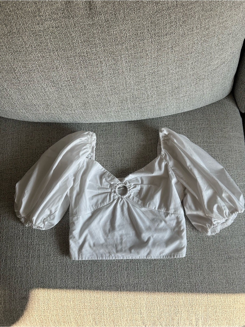 Abercrombie White Bubble Sleeve Top